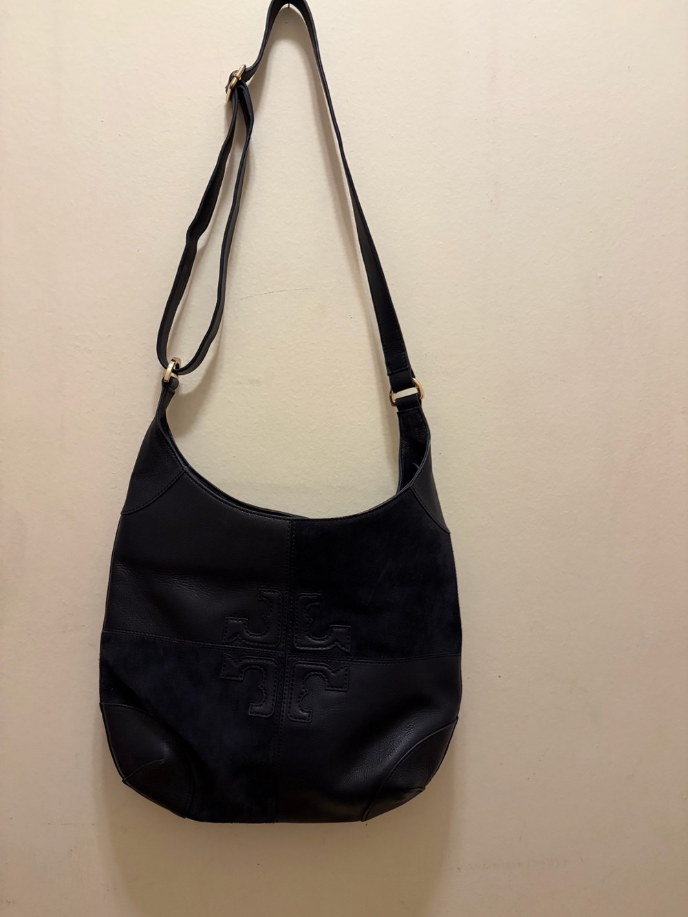 Tory Burch Navy Leather & Suede Hobo Crossbody Bag - Picture 3 of 7